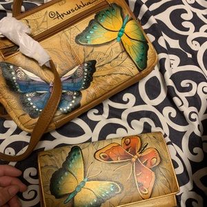 Brand new Anuschka hand painted crossbody purse
